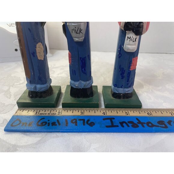 Hand-Carved Wooden Cow Figurines In Farm Outfits - Set Of 3 Rustic Folk Art Deco - Picture 7 of 8